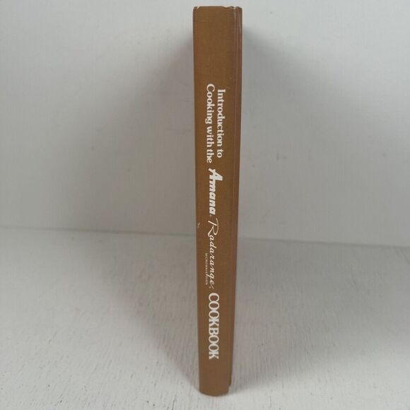 Introduction to Cooking with the Amana Radarange Microwave Oven Cookbook‎ 1980 - Picture 2 of 15